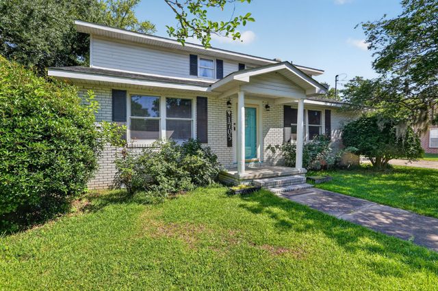 1705 Redwood, Moncks Corner, SC 29461