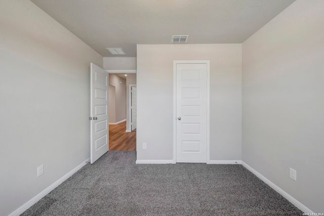 6252 Persimmon Lake, San Antonio, TX 78245