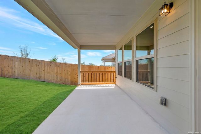 6252 Persimmon Lake, San Antonio, TX 78245