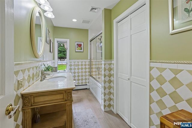68 Lake Street, Saddle River, NJ 07458