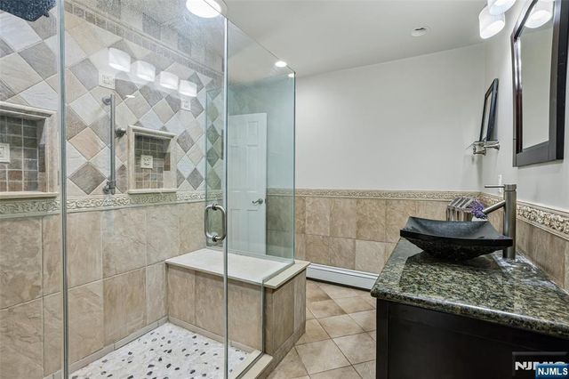 68 Lake Street, Saddle River, NJ 07458