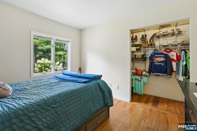 68 Lake Street, Saddle River, NJ 07458