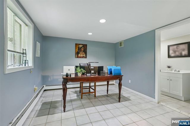 68 Lake Street, Saddle River, NJ 07458