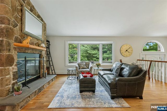 68 Lake Street, Saddle River, NJ 07458