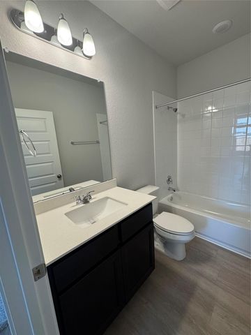 241 Alcatraz LOOP, Jarrell, TX 76537