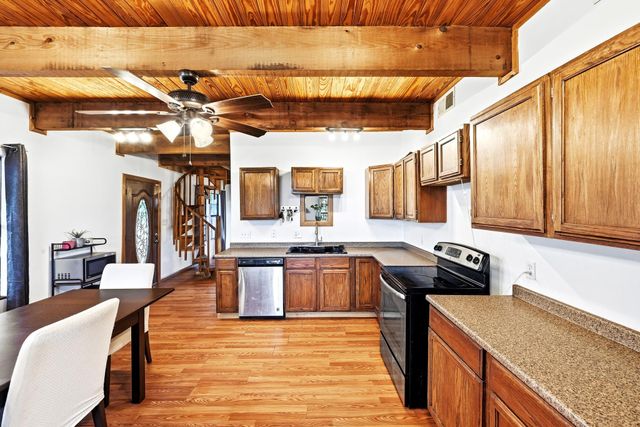320 Sunset Ridge RD, Maxwell, TX 78656