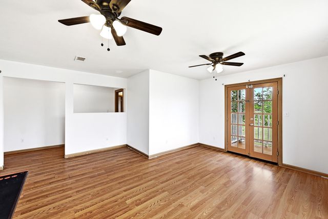 320 Sunset Ridge RD, Maxwell, TX 78656