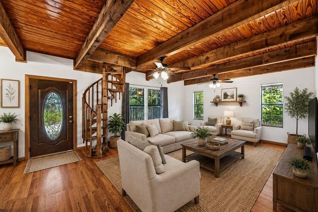 320 Sunset Ridge RD, Maxwell, TX 78656