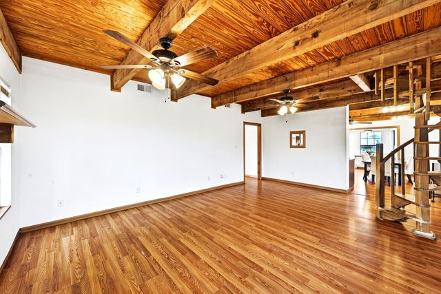 320 Sunset Ridge RD, Maxwell, TX 78656