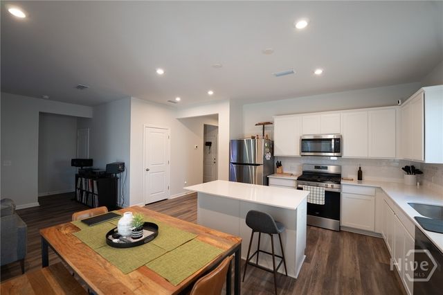 227 Old Field Run, Richmond Hill, GA 31324