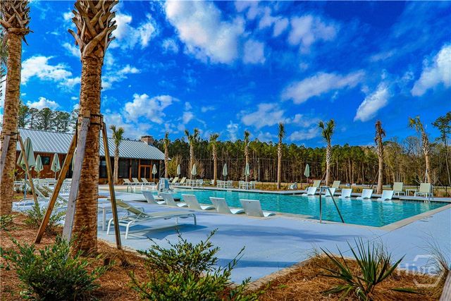 227 Old Field Run, Richmond Hill, GA 31324