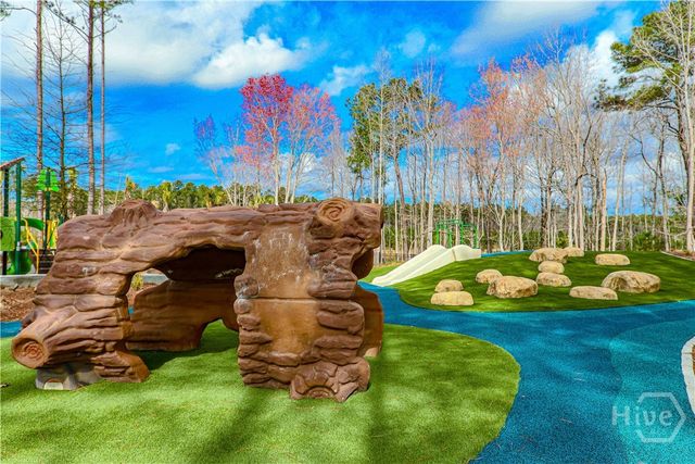 227 Old Field Run, Richmond Hill, GA 31324