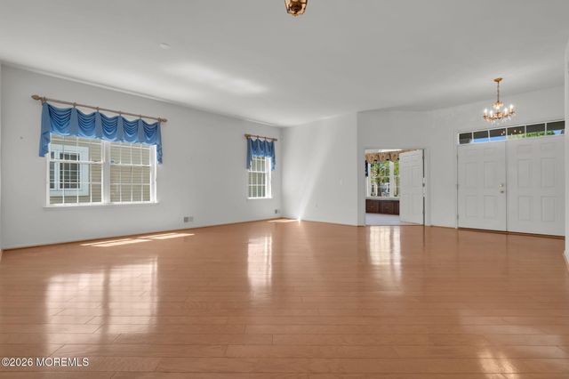 39 Baltusrol Drive, Jackson, NJ 08527