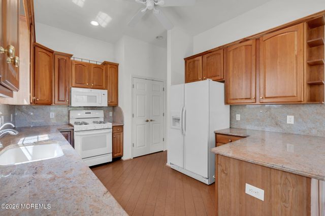 39 Baltusrol Drive, Jackson, NJ 08527