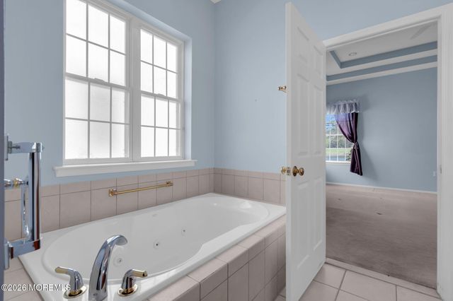 39 Baltusrol Drive, Jackson, NJ 08527