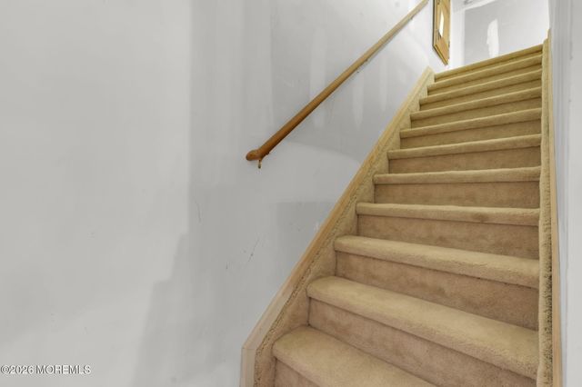 39 Baltusrol Drive, Jackson, NJ 08527