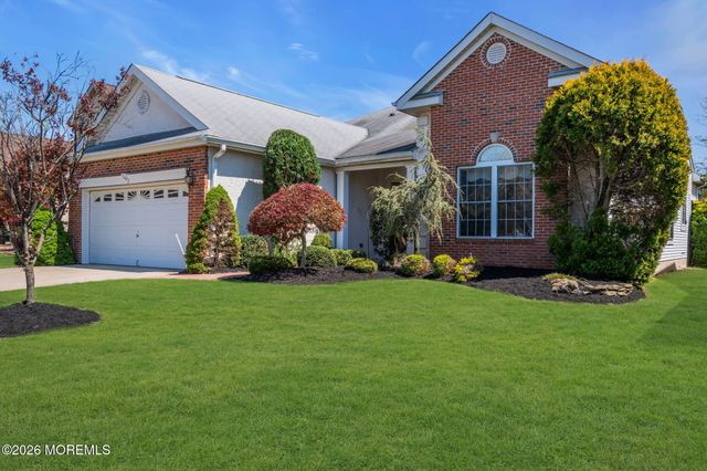 39 Baltusrol Drive, Jackson, NJ 08527