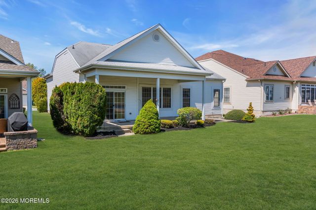 39 Baltusrol Drive, Jackson, NJ 08527