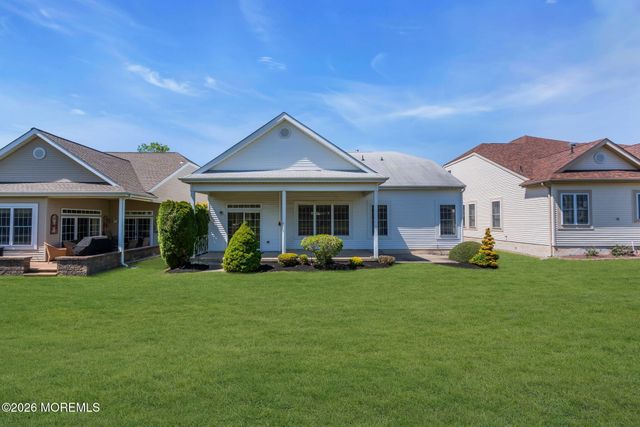 39 Baltusrol Drive, Jackson, NJ 08527