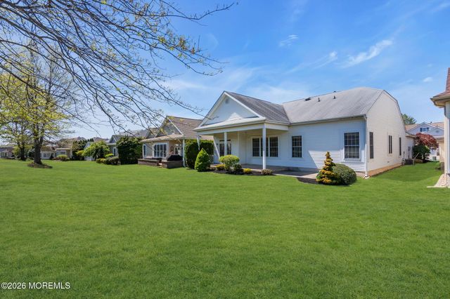 39 Baltusrol Drive, Jackson, NJ 08527