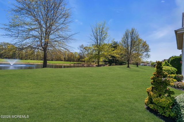 39 Baltusrol Drive, Jackson, NJ 08527