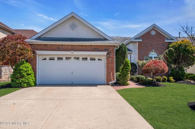 39 Baltusrol Drive, Jackson, NJ 08527