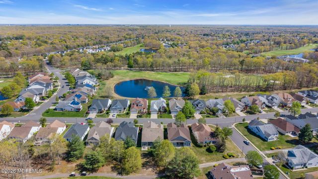 39 Baltusrol Drive, Jackson, NJ 08527