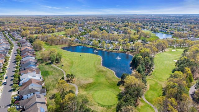 39 Baltusrol Drive, Jackson, NJ 08527