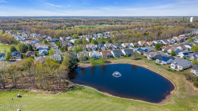 39 Baltusrol Drive, Jackson, NJ 08527