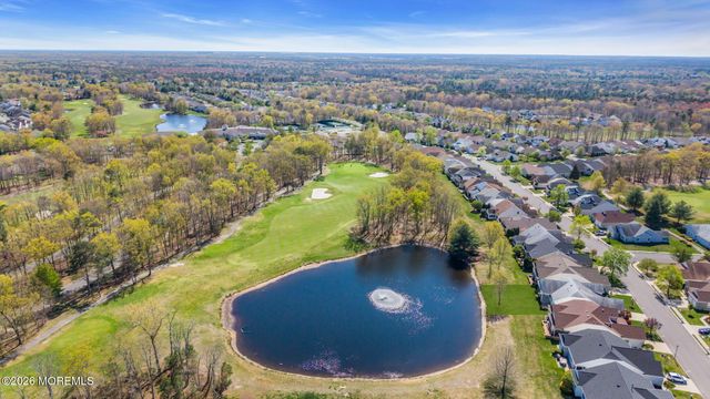 39 Baltusrol Drive, Jackson, NJ 08527