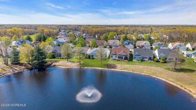 39 Baltusrol Drive, Jackson, NJ 08527