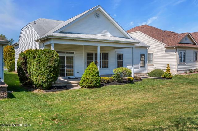 39 Baltusrol Drive, Jackson, NJ 08527