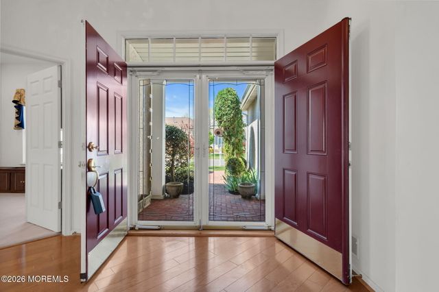 39 Baltusrol Drive, Jackson, NJ 08527