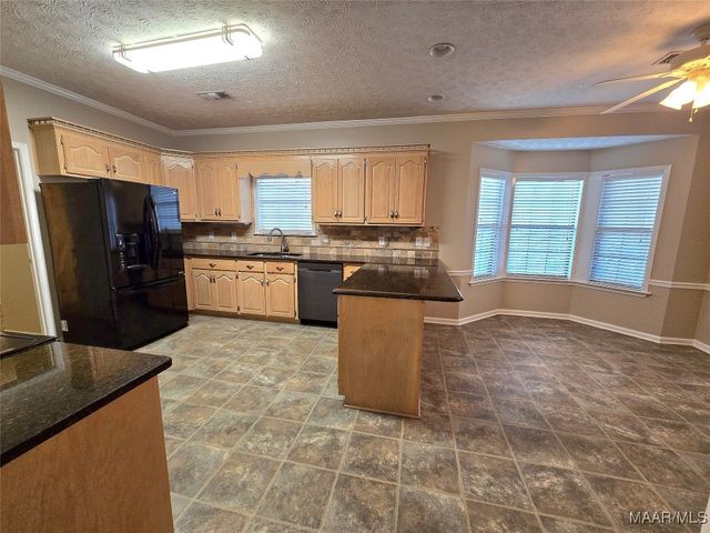 2010 Edgewood Road, Millbrook, AL 36054