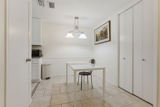 5981 Arapaho Road 103, Dallas, TX 75248
