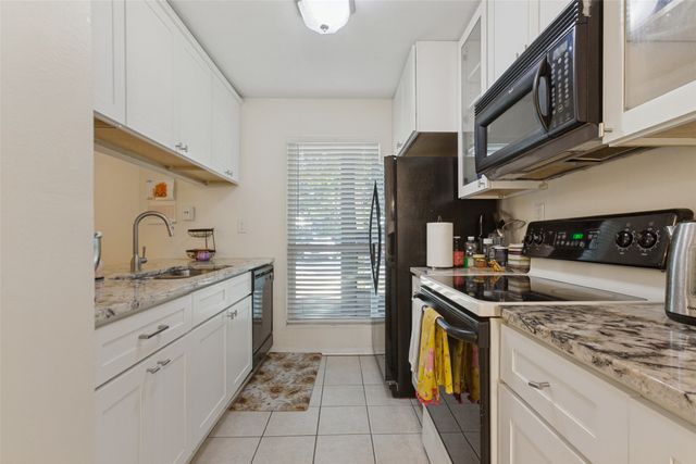 5981 Arapaho Road 103, Dallas, TX 75248