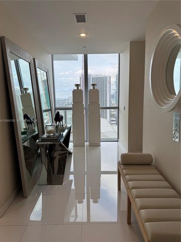 1100 Biscayne Blvd 2605, Miami, FL 33132