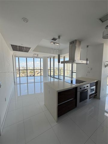 1100 Biscayne Blvd 2605, Miami, FL 33132