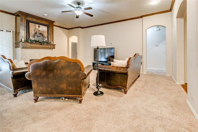 200 Nature Lane, Edmond, OK 73034