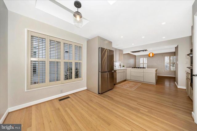 2478 5 SHILLINGS RD, Frederick, MD 21701