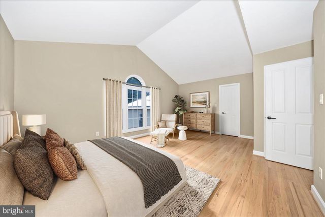 2478 5 SHILLINGS RD, Frederick, MD 21701