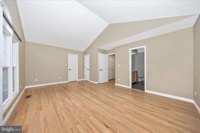 2478 5 SHILLINGS RD, Frederick, MD 21701