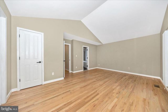 2478 5 SHILLINGS RD, Frederick, MD 21701