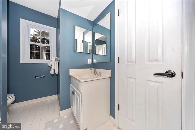 2478 5 SHILLINGS RD, Frederick, MD 21701