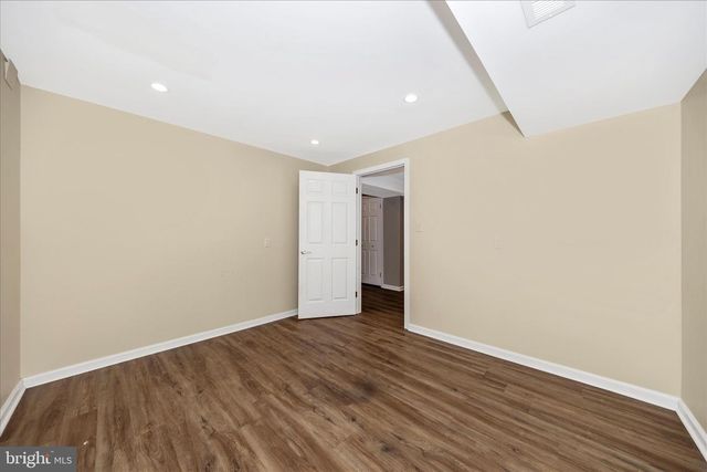 2478 5 SHILLINGS RD, Frederick, MD 21701