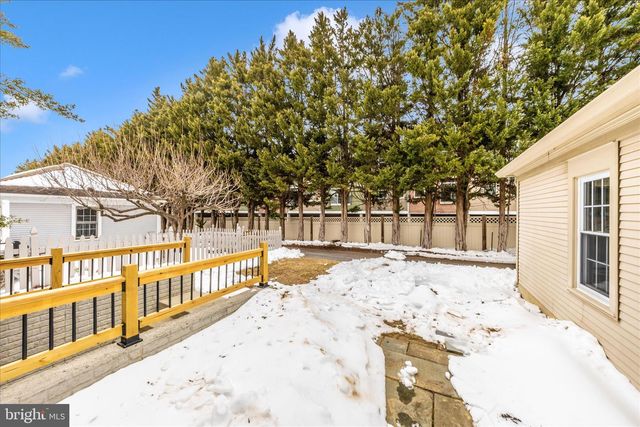 2478 5 SHILLINGS RD, Frederick, MD 21701