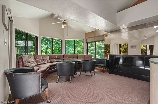 2214 Stone Creek Trail, Cuyahoga Falls, OH 44223