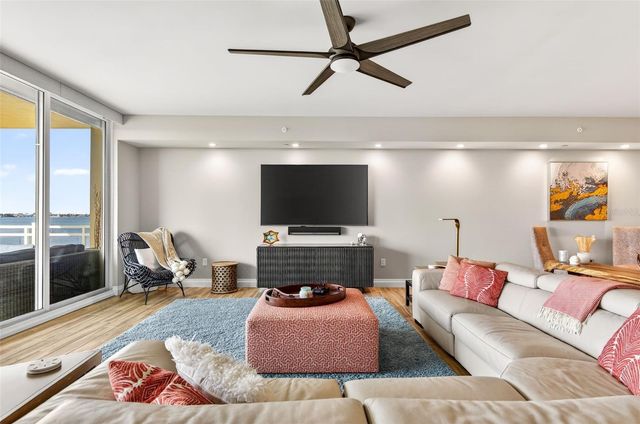 800 COLLANY ROAD 304, Tierra Verde, FL 33715