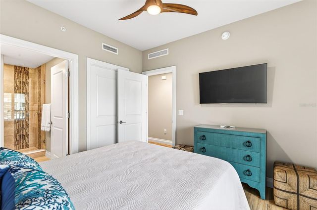 800 COLLANY ROAD 304, Tierra Verde, FL 33715