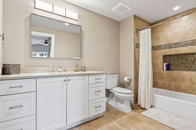 800 COLLANY ROAD 304, Tierra Verde, FL 33715